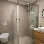 Luxusapartment Mit Moskitonetzen, Gutem Restaurant Ums Eck, Wifi, Liegen *
