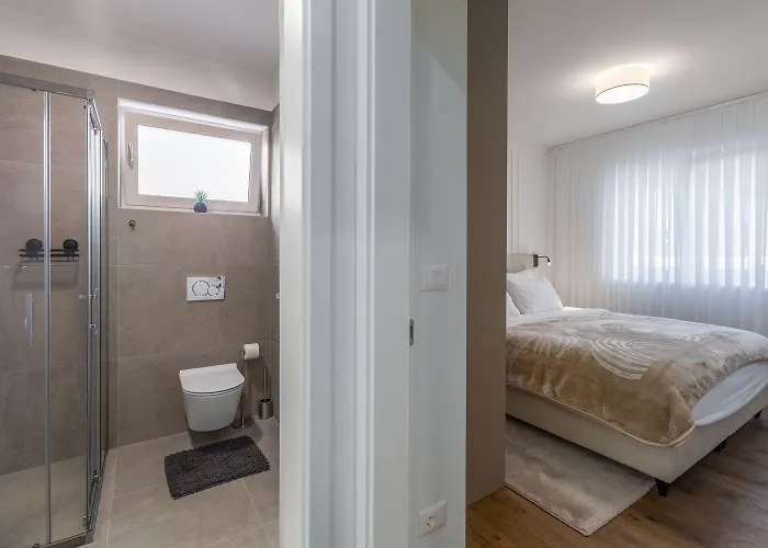 Apartment Luxusapartment Mit Moskitonetzen, Gutem Restaurant Ums Eck, Wifi, Liegen